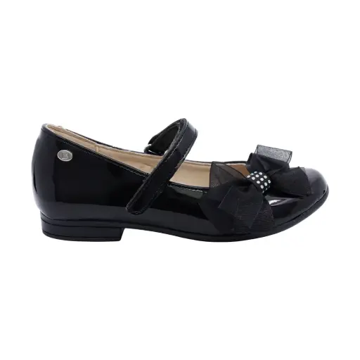 45013-C Zapatilla Coqueta para niña de charol negro Miranda con moño decorativo