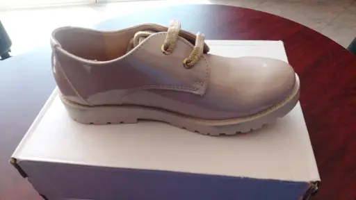 8016 ZAPATO NIÑA CHAROL MAQUILLAJE